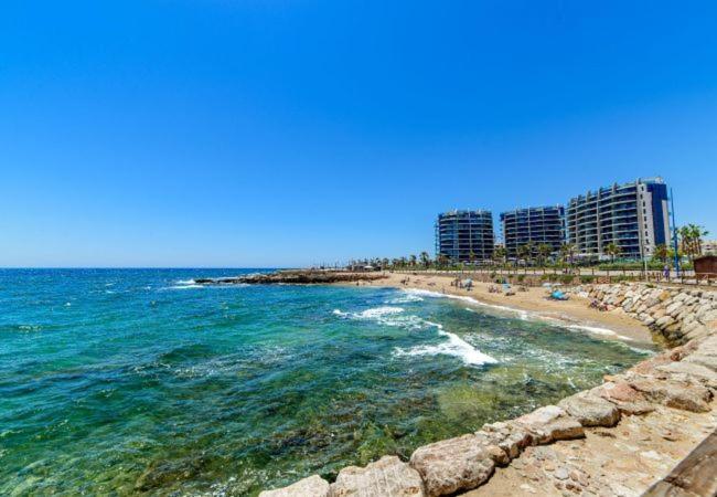 Apartamento Eleonor, La Entrada, Punta Prima, Торевиеха Екстериор снимка